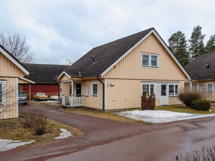 5 rok · 138 m² · Slogvägen 5