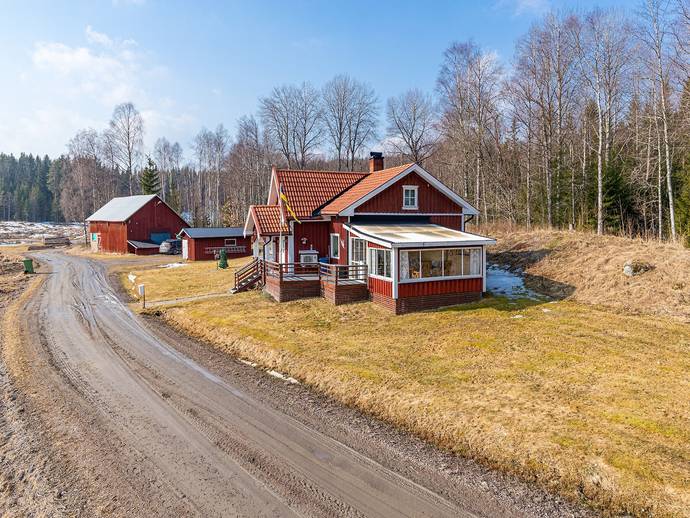 3 rok · 54 m² · Lässerud Södra Risbron 1