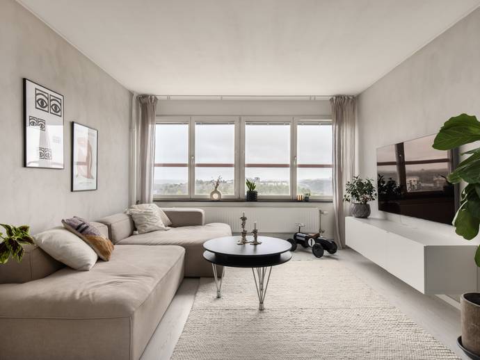 3 rok · 81 m² · Henriksdalsringen 109