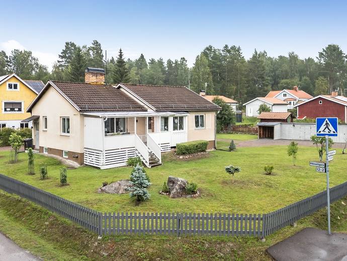 4 rok · 82 m² · Månstigen 2