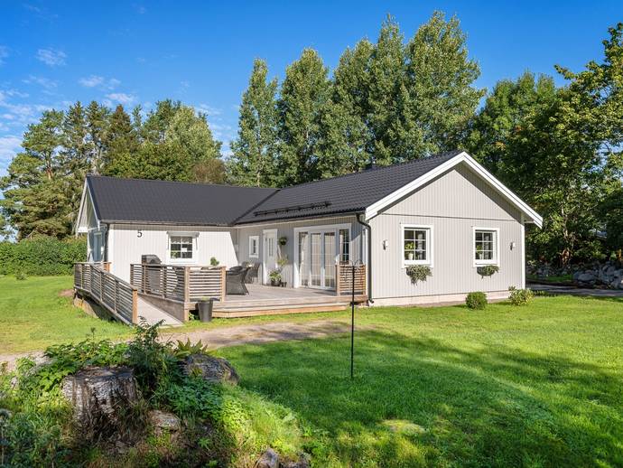 3 rok · 110 m² · Övre Backbergsvägen 5