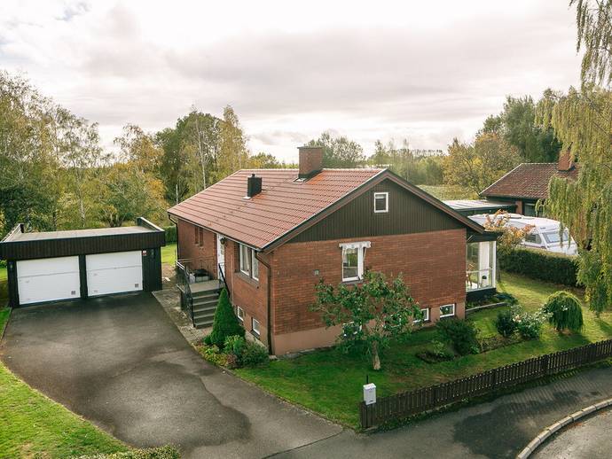 4 rok · 96 m² · Bronsvägen 20
