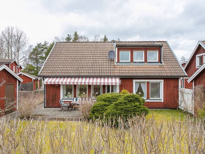 6 rok · 119 m² · Postvägen 5