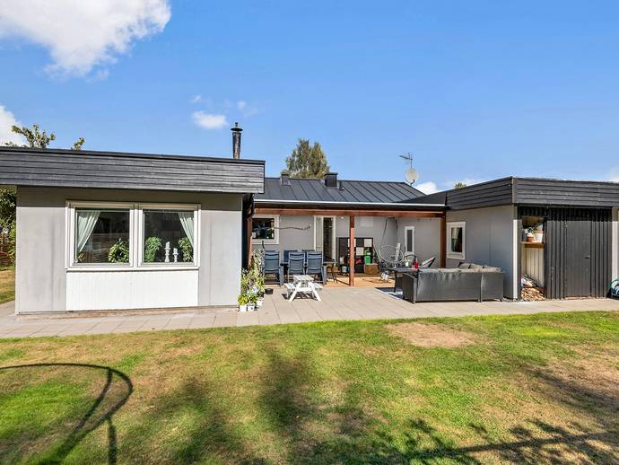 6 rok · 122 m² · Karlstorpsvägen 8