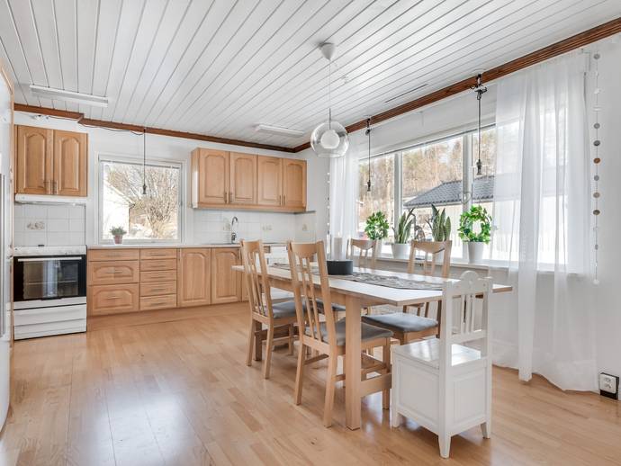 7 rok · 170 m² · Hampmyrvägen 29