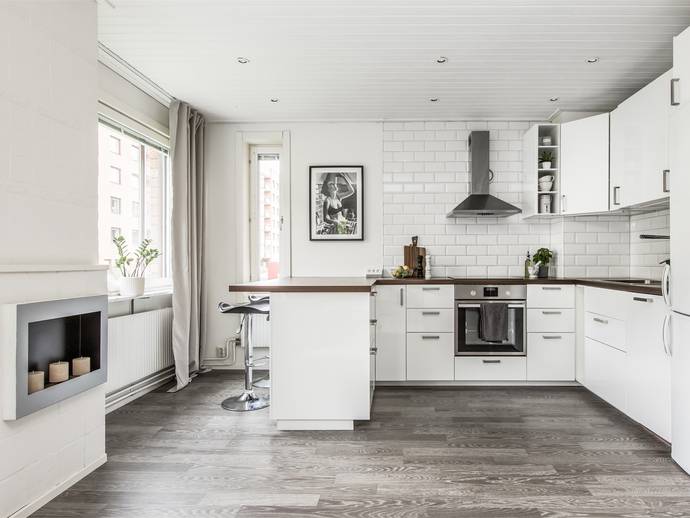 1 rok · 40 m² · Korstavägen 9