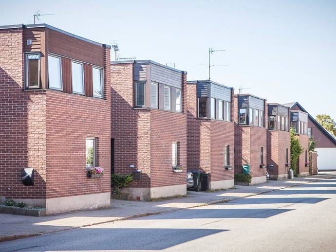 6 rok · 140 m² · LÅNGGATAN 7 B