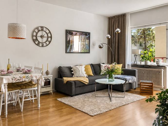 2 rok · 42 m² · Hasselquistvägen 37