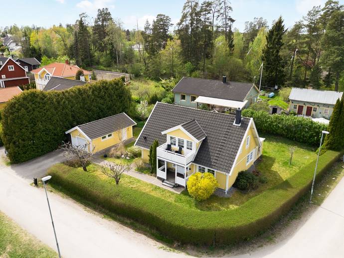 6 rok · 166 m² · Biskop Johannes väg 23
