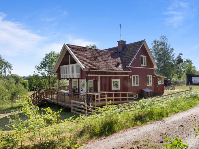 5 rok · 90 m² · Stoby-Näs 2387
