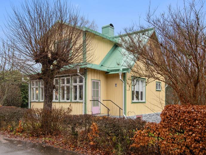 4 rok · 85 m² · Chuckvägen 6