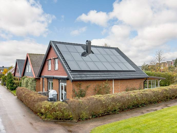 6 rok · 154 m² · Kornhills Mellangränd 8