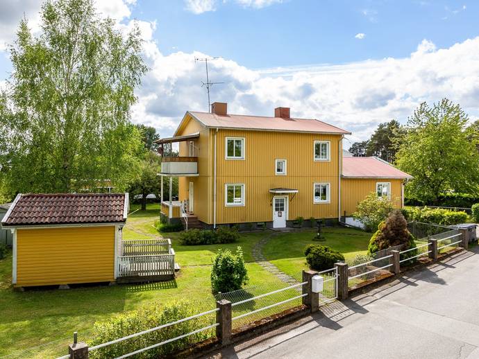 6 rok · 190 m² · Ringvägen 3
