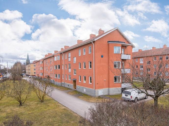 2,5 rok · 73,5 m² · Hagebygatan 42