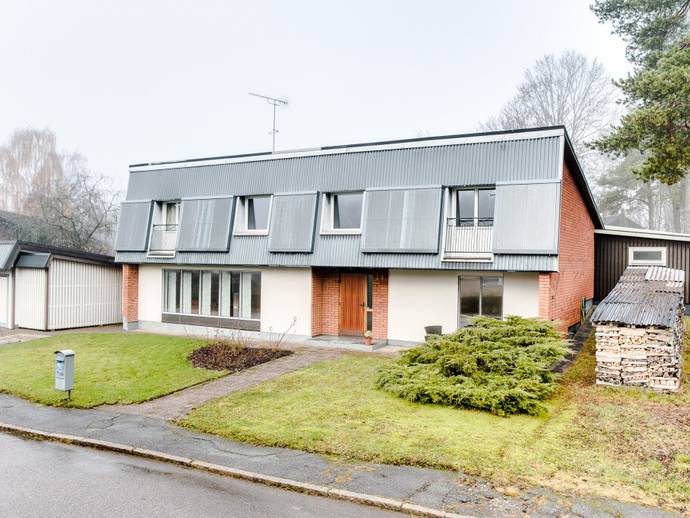 7 rok · 180 m² · Pilgatan 14
