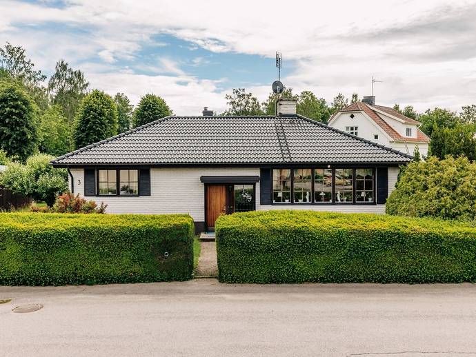 4 rok · 129 m² · Backåsvägen 3