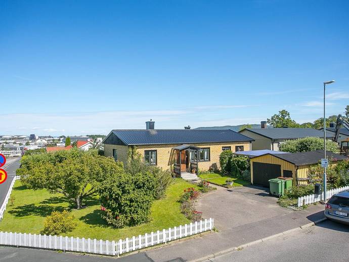 4 rok · 97 m² · Vallmostigen 1