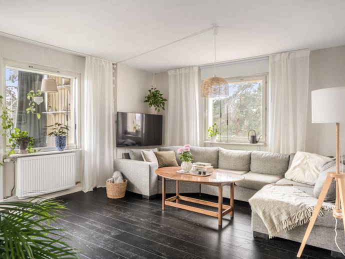2 rok · 58 m² · Radarvägen 12