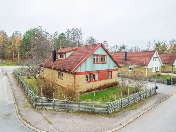 8 rok · 157 m² · Buntmakaregatan 1