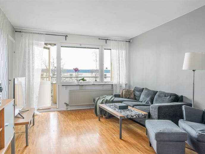 3 rok · 84 m² · Björnbärsstigen 4