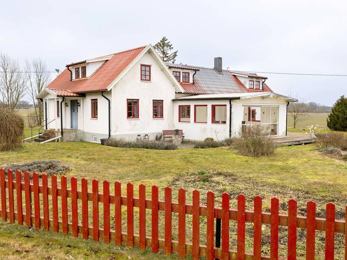 3 rok · 145 m² · Gerum Mickelbys 140