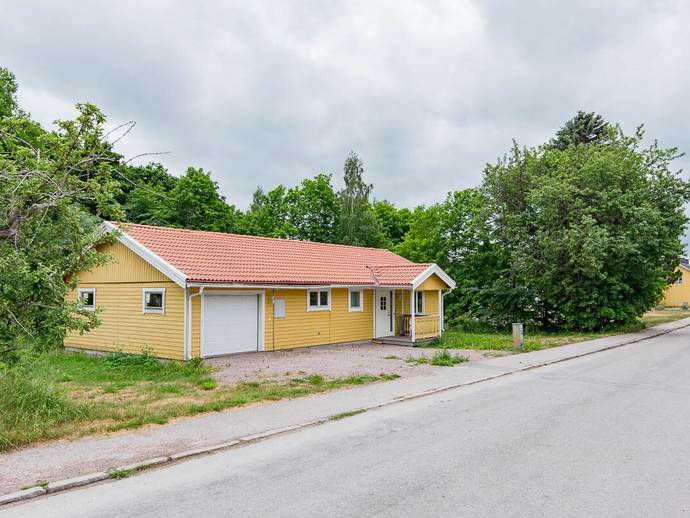 3 rok · 122 m² · Thore Petregatan 35