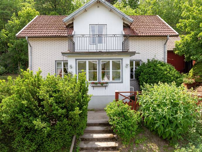 3 rok · 90 m² · Uknavägen 26A+B