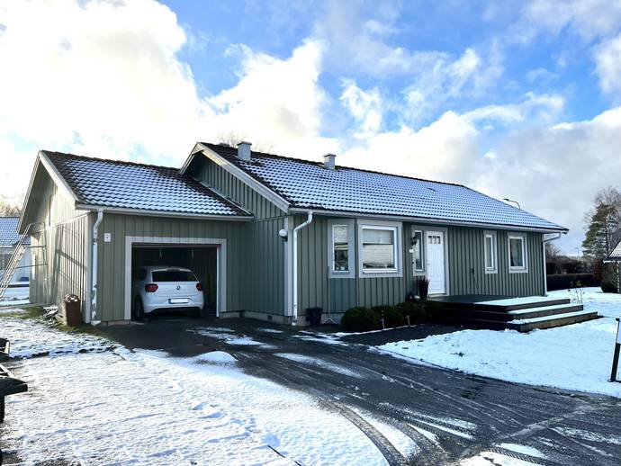 4 rok · 98 m² · Skulds väg 2