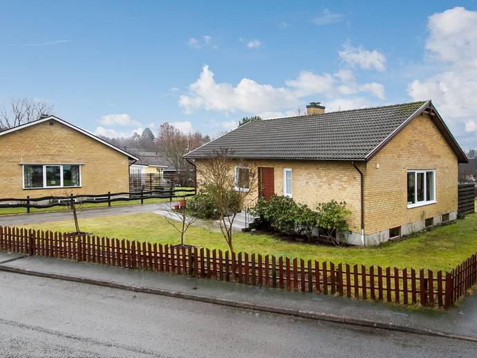 6 rok · 110 m² · Backvändan 10