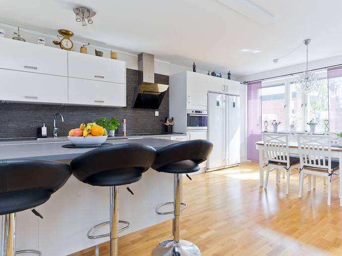 4 rok · 102 m² · Hedlundavägen 2