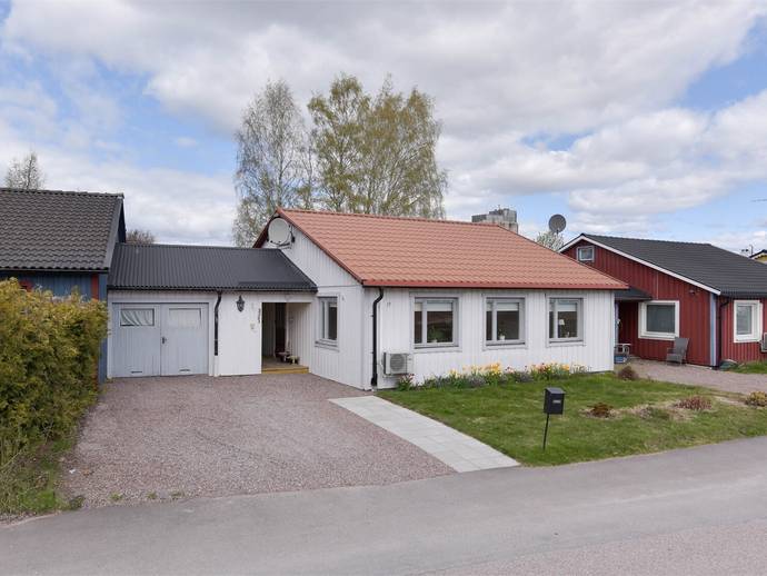 3 rok · 81 m² · Vintergatan 19