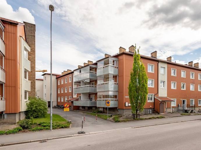 2 rok · 54 m² · Restalundsvägen 95