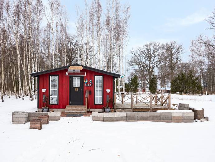 1 rok · 17 m² · Norra Vinön 539