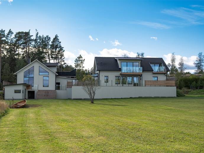 7 rok · 169 m² · Nänningevik 49