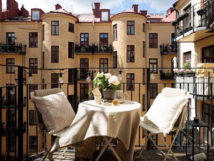 1 rok · 42 m² · Roslagsgatan 40D