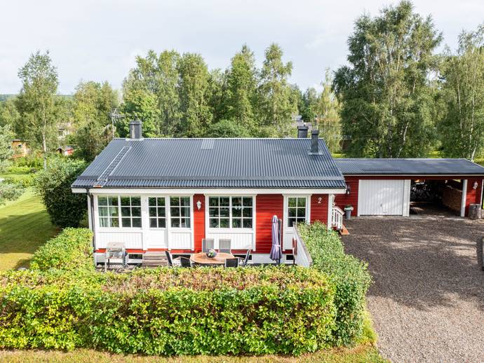 6 rok · 81 m² · Klövervägen 2
