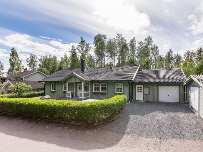 6 rok · 152 m² · Blåbärsstigen 11