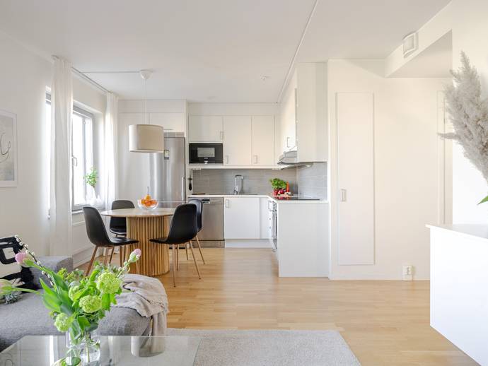 3 rok · 55 m² · Kansligränd 2