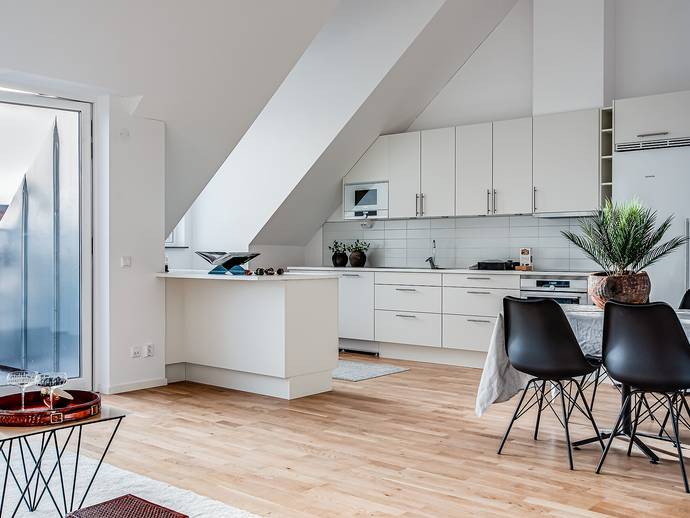 3 rok · 81 m² · Sveagatan 3