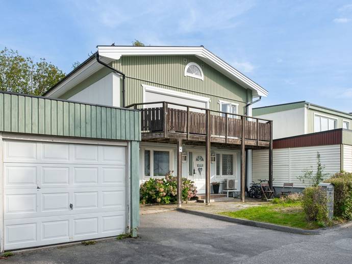 5 rok · 127 m² · Lingonstigen 48