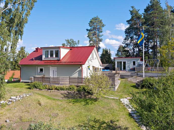 5 rok · 120 m² · Rundvägen 12