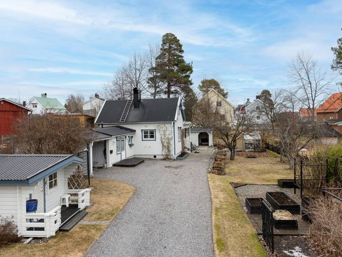 3 rok · 42 m² · Hampvägen 22