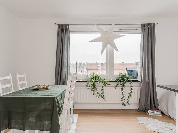 1 rok · 25,4 m² · Trandaredsgatan 35