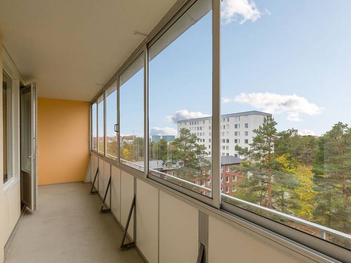 3 rok · 76 m² · Mörbyhöjden 3, 6tr