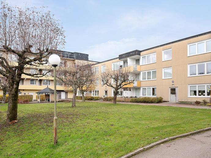 4 rok · 92,5 m² · Bronellsgatan 3 D