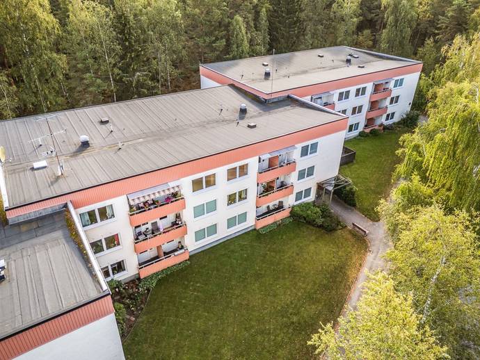 2 rok · 57 m² · Sveavägen 23B