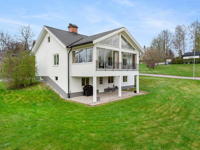 4 rok · 145 m² · Levgrensvägen 32