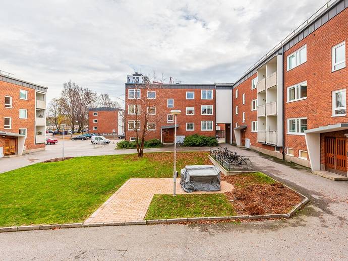 2 rok · 62,5 m² · Södra Centralgatan 13 C