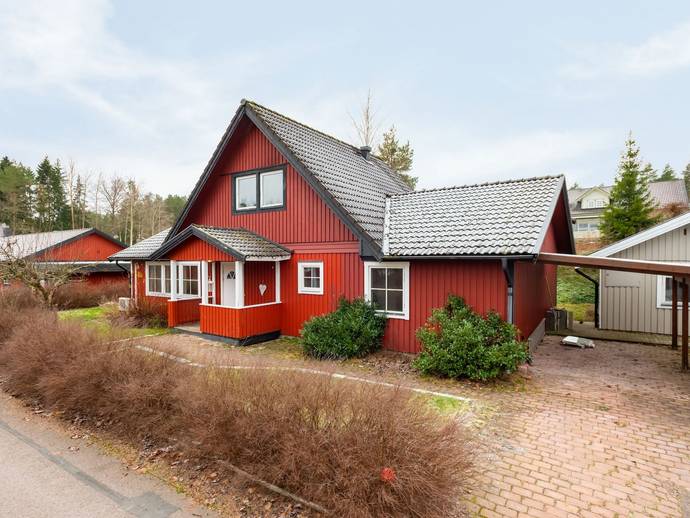 6 rok · 144 m² · Stämjärnsvägen 7