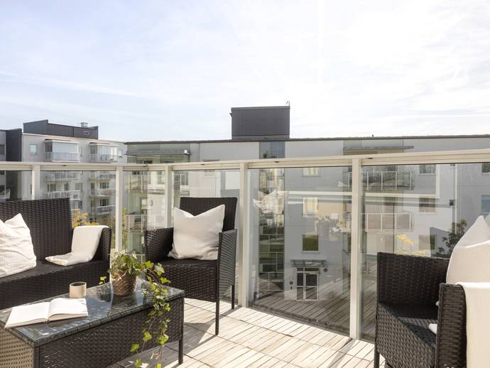 1 rok · 42,5 m² · Mittlinjen 7B
